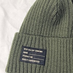 ニューエラのニット帽の画像