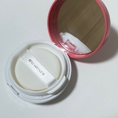 新品❤️ シュウウエムラ　チーク フレッシュクッションブラッシュ トウキョウ バイブレッドの画像