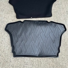 プリウス50後期　トランク用マット2枚セットの画像