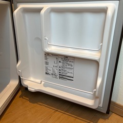 小型冷蔵庫　の画像