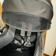 Joie チャイルドシート チルト キャノピー付（ギンガムチェック・ブラック）の画像