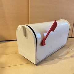 アメリカ製 郵便ポストの画像