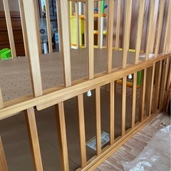 ベビーベッドの画像