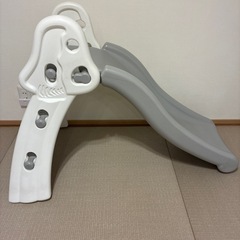 すべり台の画像