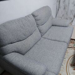 3人掛けソファーの画像