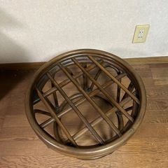 ラタン　椅子の画像