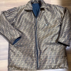 FENDI★ズッカ柄】フェンディ リバーシブル ジップコート FFロゴ ジャケット F809/64 ブルゾン 黒 ブラック アウターの画像