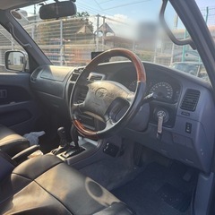 トヨタ　ハイラックスサーフ　車検一年半付き！　2.7 SSR-Vの画像