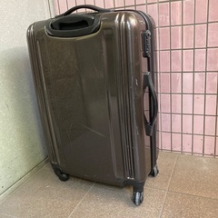 超軽量🔴ブランドスーツケース70.45.30センチの画像
