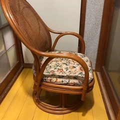 籐椅子(中古品)の画像