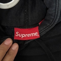 supremeぱーかーパーカーの画像