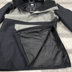 美品　DC スノーボードウェア　140cm　の画像