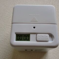 キューブ型のタイマーの画像