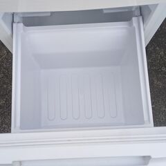 SHARP シャープ 152L どっちもドア 2ドア冷凍冷蔵庫 SJ-D15H-W 2022年製の画像