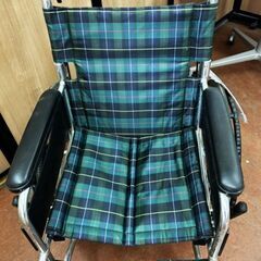 美品　アルミ製　手折れ　自走式　車椅子　100㎏対応　座席幅：40㎝　ノーパンクタイヤ　引き取り：田川郡香春町の画像