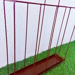 ✨【無料でお譲り】鉄製スリム傘立て☂️ブラウン塗装・玄関収納にピッタリ！おしゃれなスリムデザインで場所を取らない傘立てをお探しの方へ🌈✨の画像