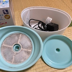 犬用フィルター式給水器の画像