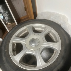 冬用のタイヤ　スイフトなどの普通車のサイズですの画像