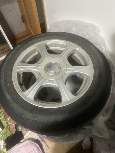 冬用のタイヤ　スイフトなどの普通車のサイズです