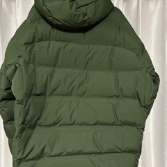 UNIQLO ユニクロ シームレスダウンパーカーの画像