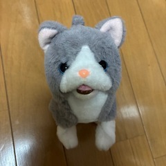 猫の動くおもちゃ　ぬいぐるみの画像