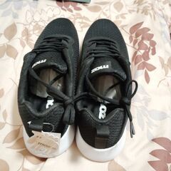moz 軽量スニーカー　ブラック　サイズ26.5の画像