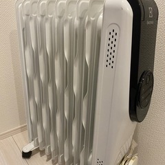 エレクトロラックス オイルヒーター EO12D101C0 2020年製の画像