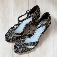 ダイアナ アルテミス ヒール サンダル 23cm おしゃれ レオパードの画像