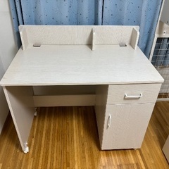 中古品ニトリシステムベッドデニッシュなど同種組合せセットの画像