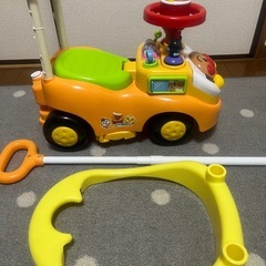 アンパンマンよくばりビジーカー の画像