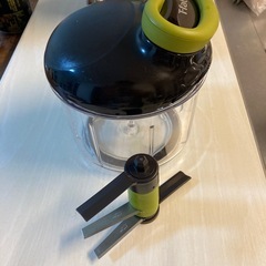 ティファール　ぶんぶんチョッパー　みじん切り器の画像