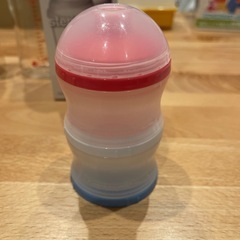 哺乳びんの画像