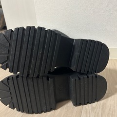 【新品】ZARAブラックニーハイブーツ サイズ39の画像