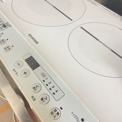 2口IHコンロ脚付 IHK-WT41S-Wの画像