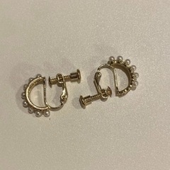 パール イヤリングの画像