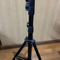 綺麗な三脚の画像