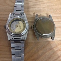 時計　２つの画像