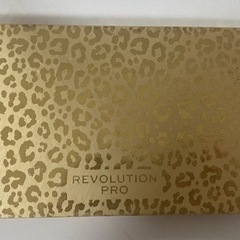 REVOLUTION PRO NEW NEUTRAL アイシャドウパレットの画像