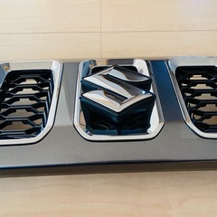 ジムニーノマド　純正グリルの画像