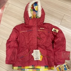 スキーウェア　サイズ調節機能ありの画像