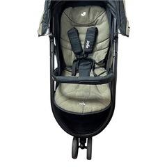 【ドリンクホルダー付き】joie ベビーカー ライトトラックス 3輪 ベビーカーの画像