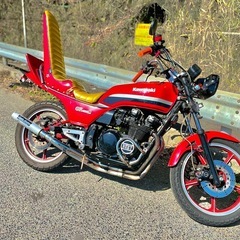 Z400GP用三段シートの画像