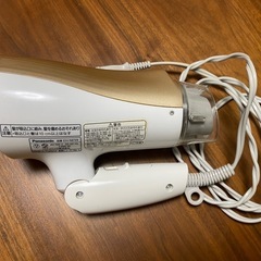 PANASONIC ヘアドライヤー　ホワイト/ゴールドの画像