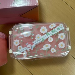 マイメロ保冷バック付ランチボックスの画像