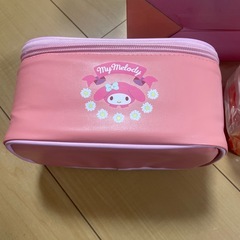 マイメロ保冷バック付ランチボックスの画像