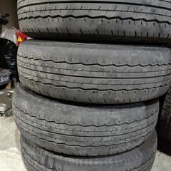 195/80R15 ハイエースなど中古タイヤの画像