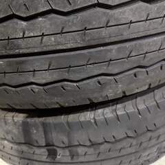 195/80R15 ハイエースなど中古タイヤの画像