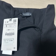ZARA【新品】ニーハイブーツ&【新品】ミニスカ2点セットの画像