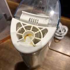 アイリスオーヤマ　アロマも入れれる卓上加湿器の画像
