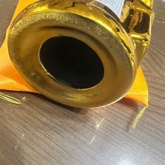 【新品】ゴールド貯金箱座布団付きの画像